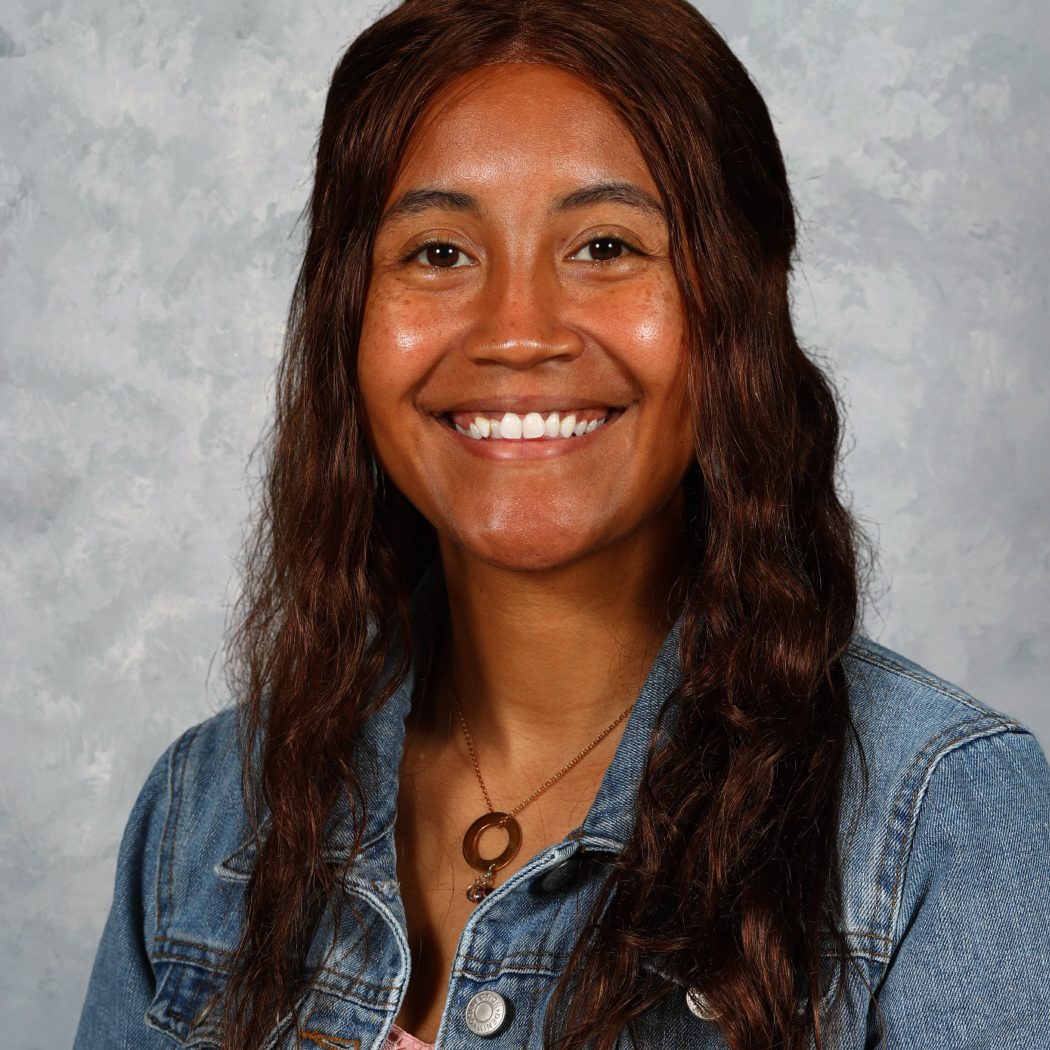 RJGN3LYW_Pogue_Inayah_#STAFF_ 3R(1)